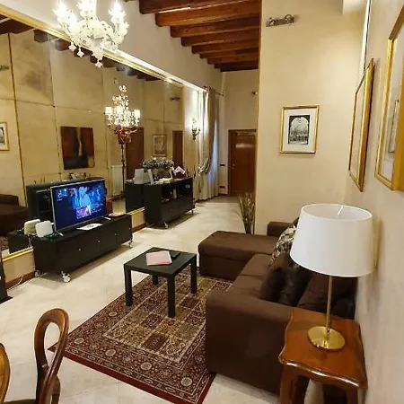Residenza Ca' Brighella Διαμέρισμα *